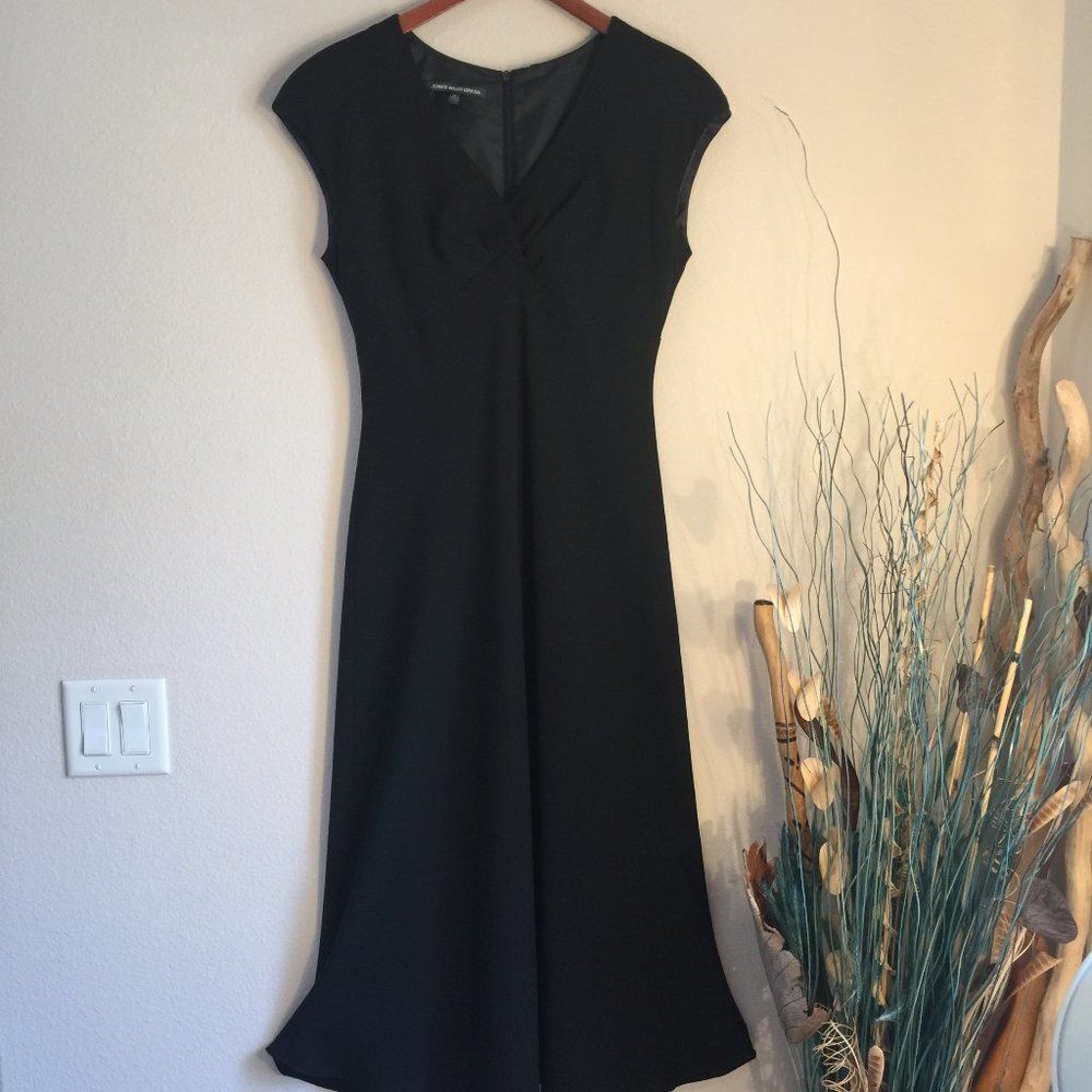 Jones Wear Black V Neck Empire Waist Fit Flare Dress 12 Fully Lined